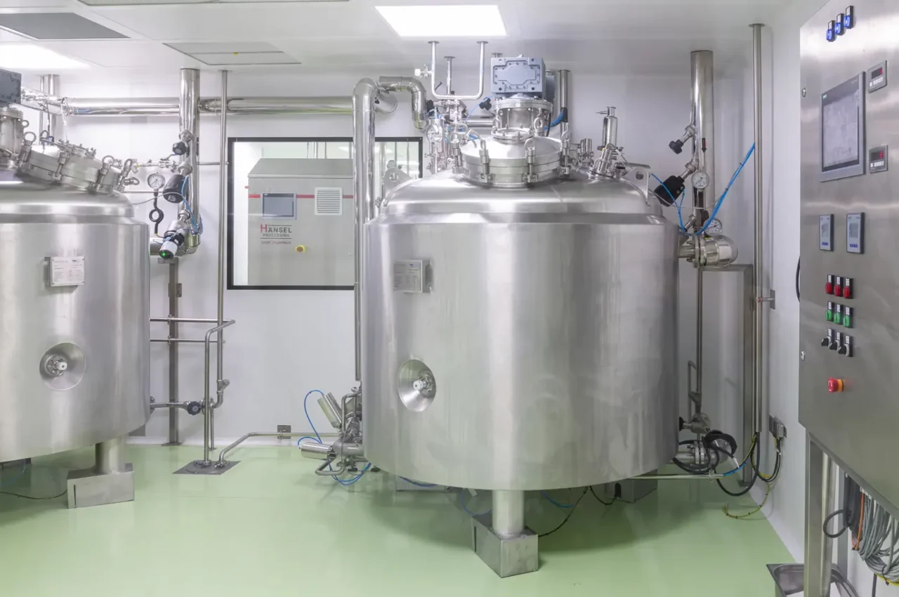 Production equipment at the Meksmar Yakacık factory